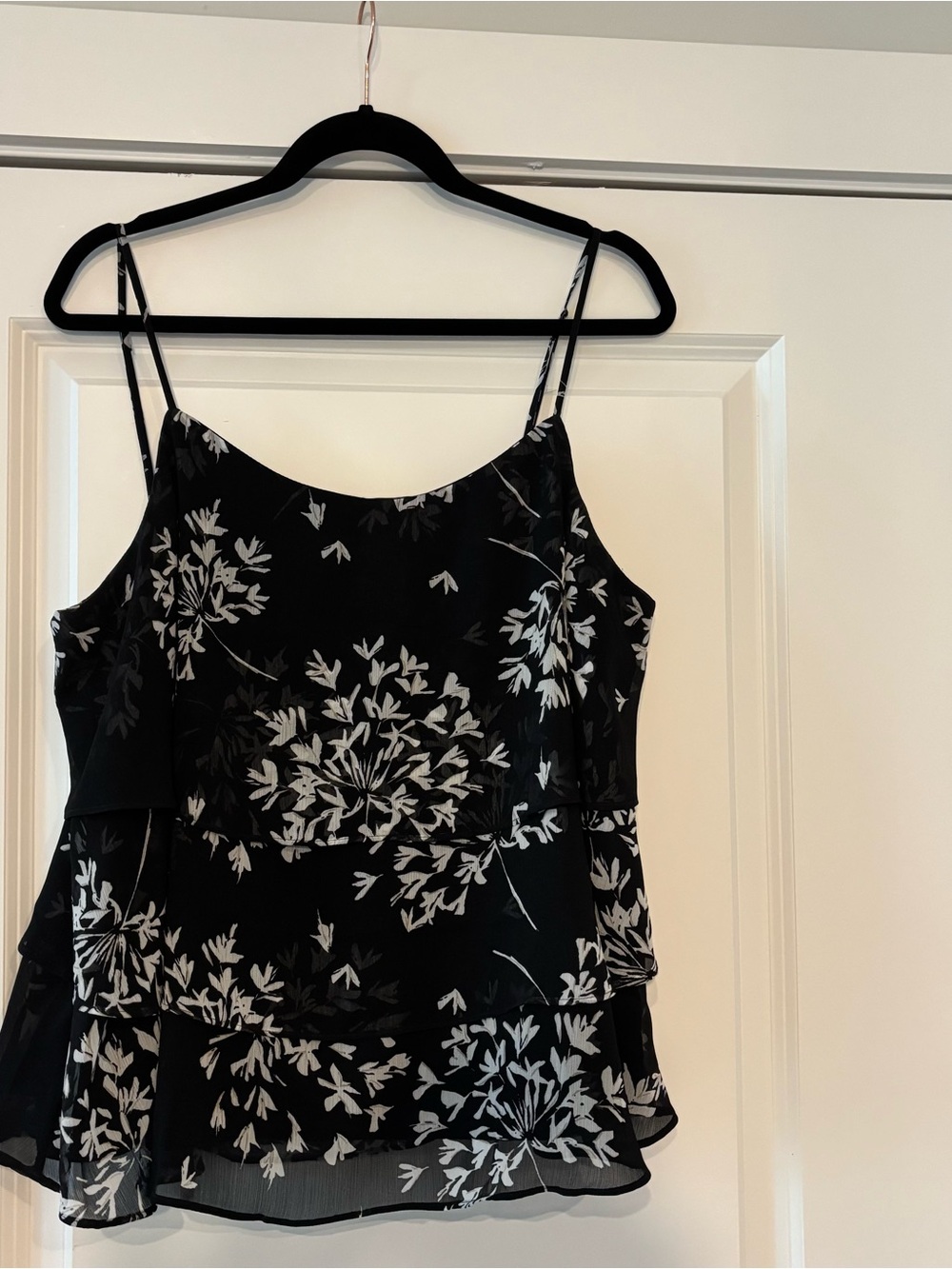 Banana Republic Black & Grey Floral Layered Camisole. XL. Worn Minimally.